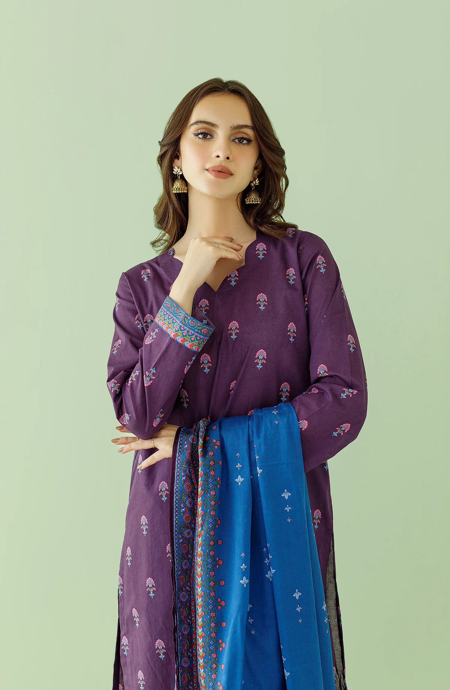 UNSTITCHED 3 PIECE PRINTED LAWN SHIRT , CAMBRIC PANT AND LAWN DUPATTA - Purple - Image 6